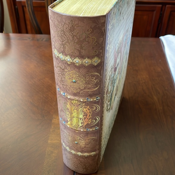 Punch Studio Celestial Angels Decorative Book Box Large - Picture 4 of 12